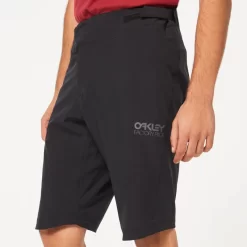 Oakley Factory Pilot Lite Shorts -Cycling Pro Shop FOA403176 02E ombk1