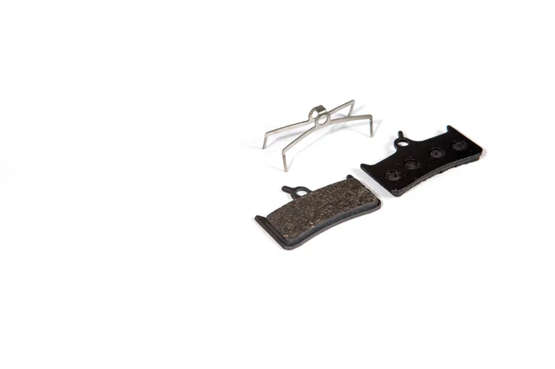 Fibrax Shim/Hope Mono 4 Semi-Metallic Disc Pads In Black 3 Fibrax Shim/Hope Mono 4 Semi-Metallic Disc Pads In Black